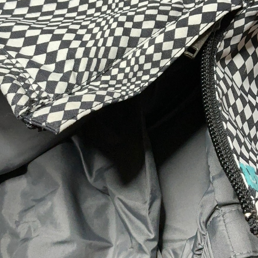 Burton Dryride snowboard ski pants featuring geometric pixel pattern - Picture 9 of 11